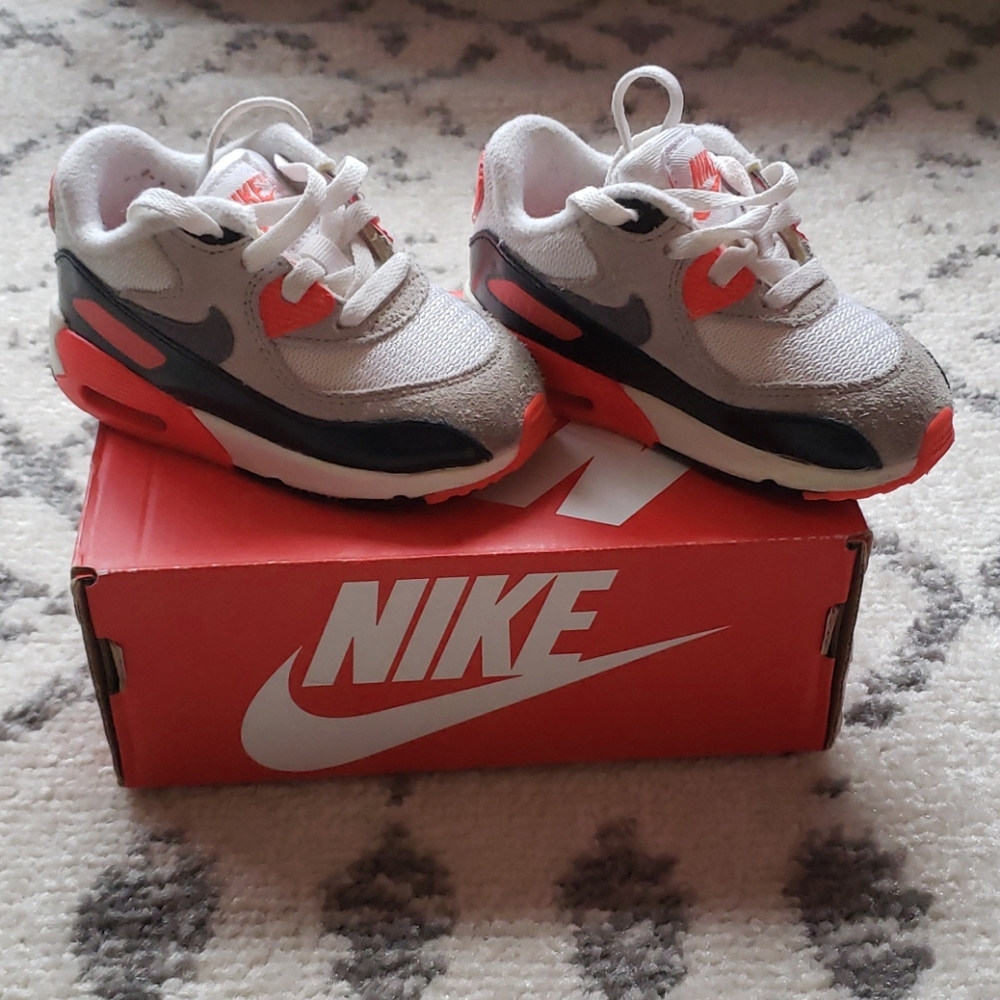Nikr Airmax 90s Infra-red Toddler Sneaker Size 6